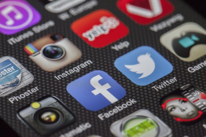 Surefire Predictions on Mobile Applications Developments for 2022 and Beyond